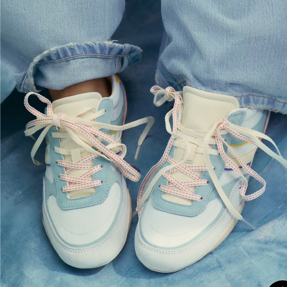 Color Combination Running Shoes